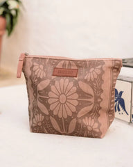 Nippon Daisy Zipper Pouch